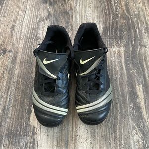 ❌SOLD❌ Nike soccer cleats size 1Y youth 20cm GUC